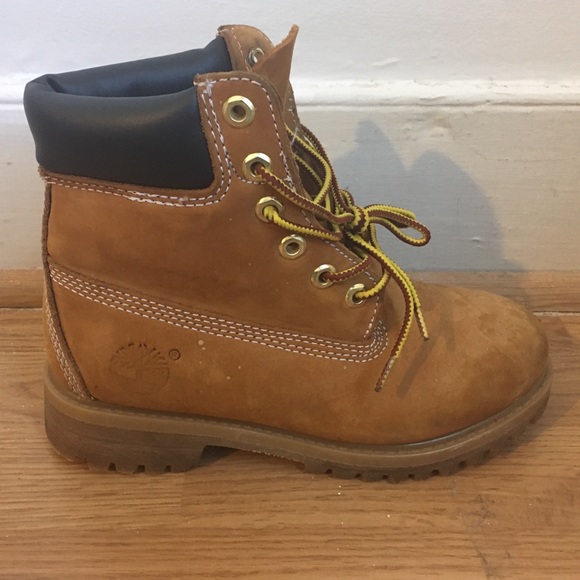 Timberland Boots - Picture 7 of 9